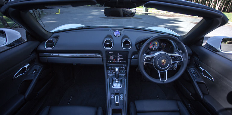 2016-porsche-boxter-s-v-jaguar-f-type-v6-s-25