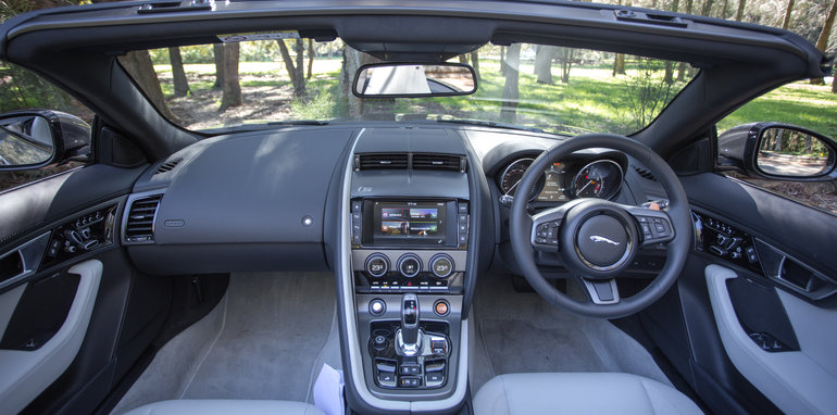 2016-porsche-boxter-s-v-jaguar-f-type-v6-s-51