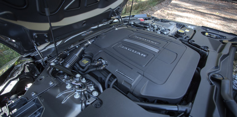 2016-porsche-boxter-s-v-jaguar-f-type-v6-s-engine