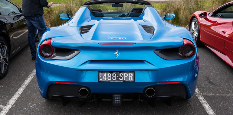 2016-ferrari-488-spider-jw-83