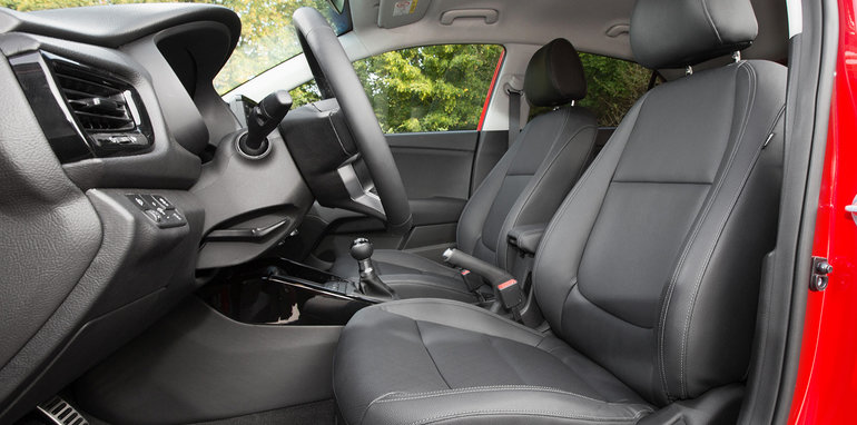 new-kia-rio-interior-10-1