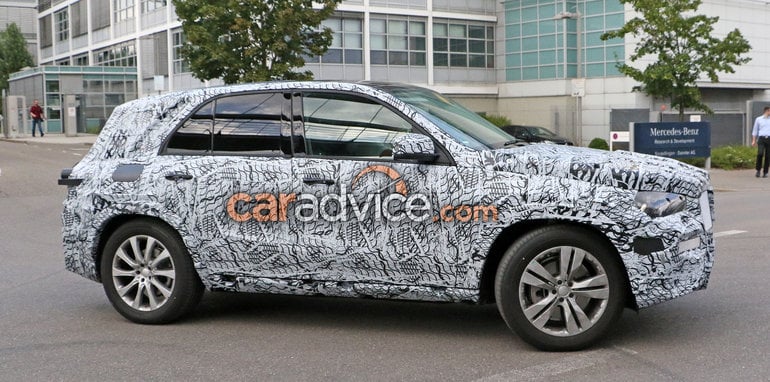 mercedes-benz-gle-spy-5-side
