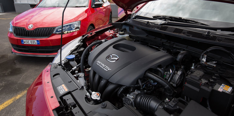 2016-mazda-2-v-skoda-fabia-comparison-36