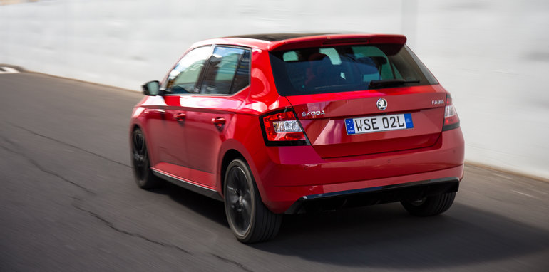 2016-mazda-2-v-skoda-fabia-comparison-59