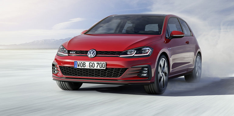 2017_volkswagen_golf_facelift_18