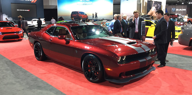 dodge_challenger_srt_la_2016