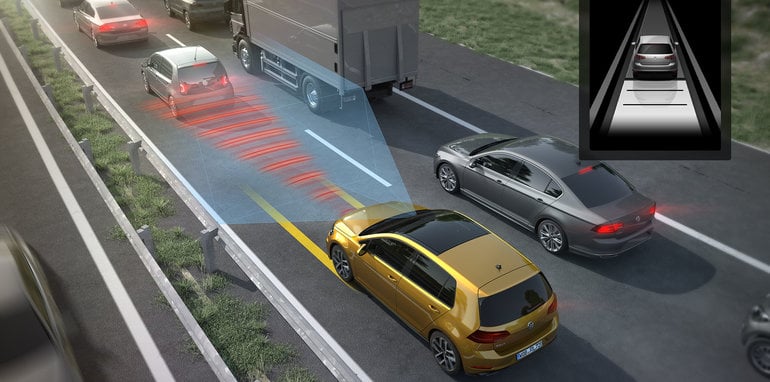 volkswagen-golf-traffic-jam-assist