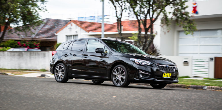 2017-small-hatch-comparo-renault-megane-zen-v-subaru-impreza-2-0-premium-v-holden-astra-146