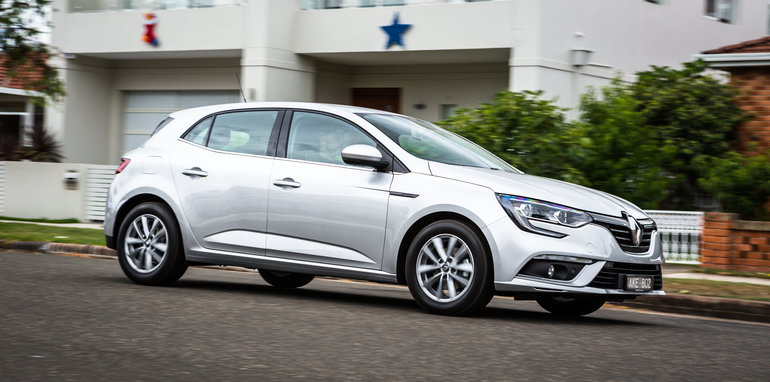 2017-small-hatch-comparo-renault-megane-zen-v-subaru-impreza-2-0-premium-v-holden-astra-148
