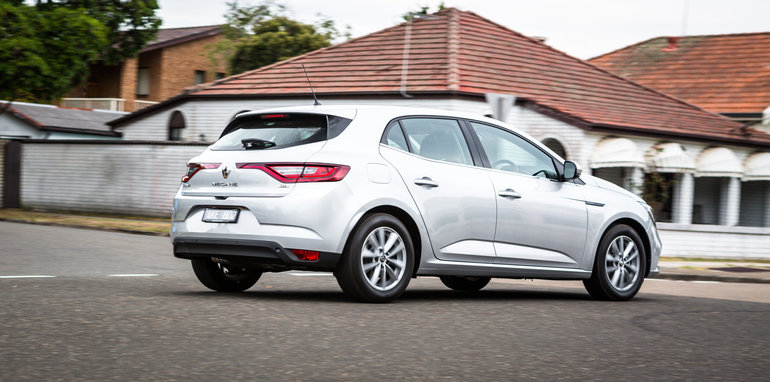 2017-small-hatch-comparo-renault-megane-zen-v-subaru-impreza-2-0-premium-v-holden-astra-149