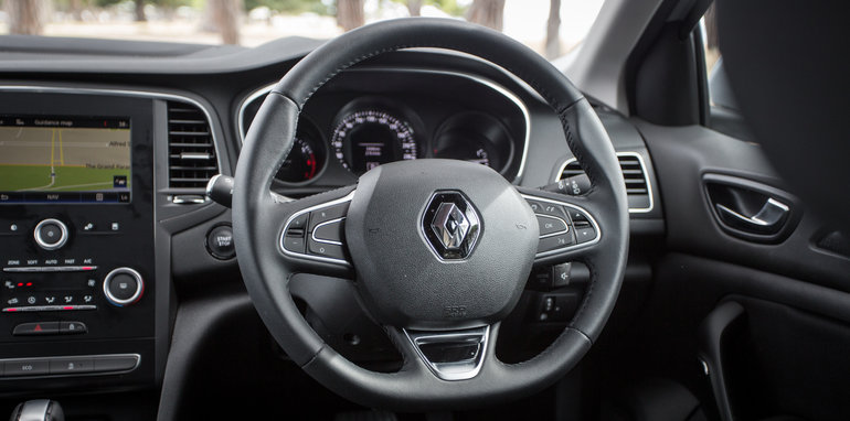 2017-small-hatch-comparo-renault-megane-zen-v-subaru-impreza-2-0-premium-v-holden-astra-34