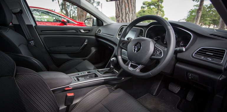 2017-small-hatch-comparo-renault-megane-zen-v-subaru-impreza-2-0-premium-v-holden-astra-36