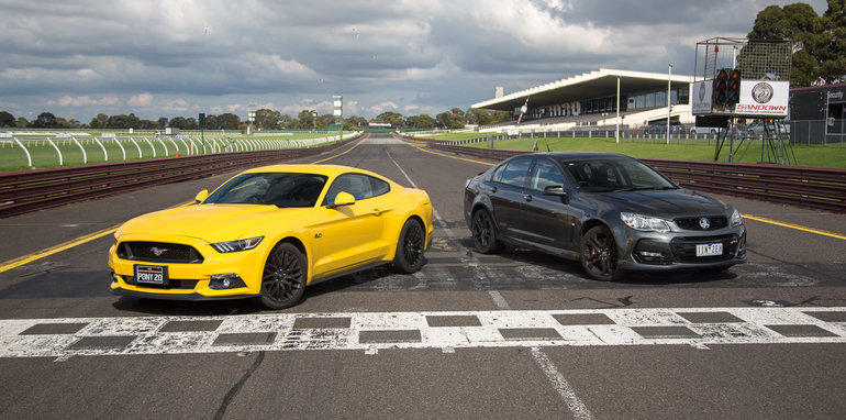 2017-ford-mustang-gt-v-holden-commodore-ss-track-34