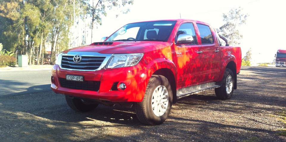 toyota hilux 09 review #2