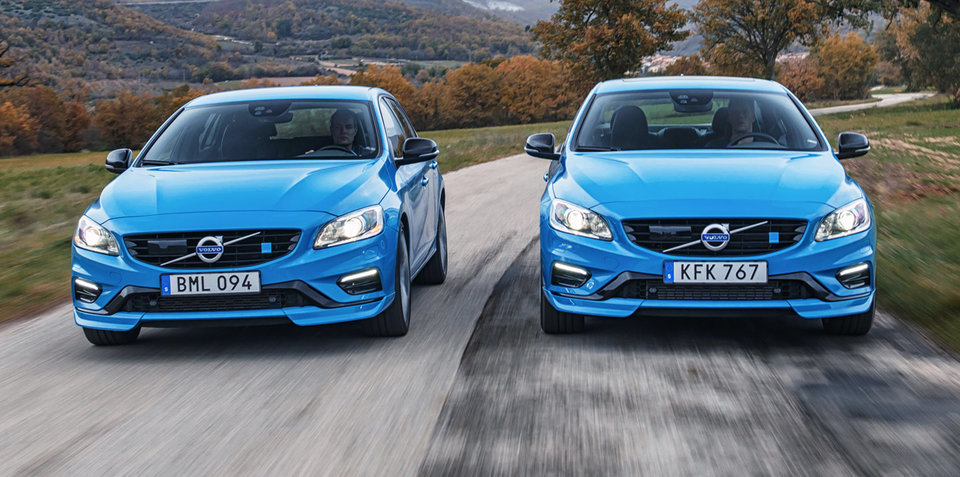 2017_volvo_s60-polestar_v60-polestar_02.jpg