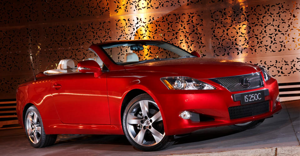 Lexus IS250C Review