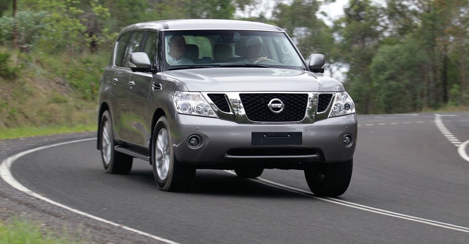 2012 Nissan patrol st review #9