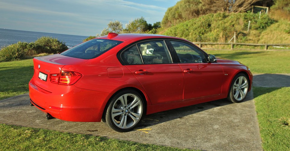 BMW 335i giá BMW 335i giá