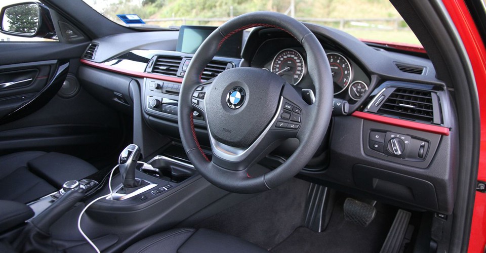 BMW 335i giá BMW 335i giá