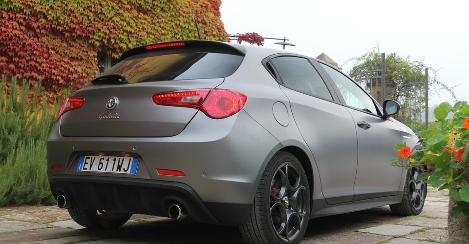 2015 Alfa Romeo Giulietta Quadrifoglio Verde Review