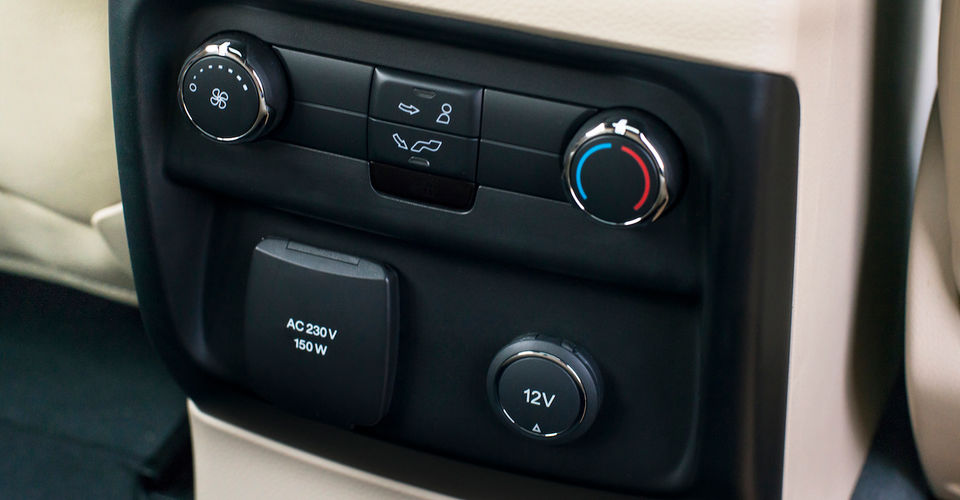 Ford-Everest-on-location-005.jpg
