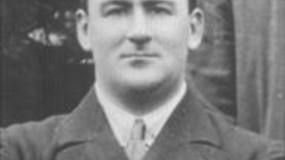 2007 Aston Martin DB9 Coupe Road Test | CarAdvice