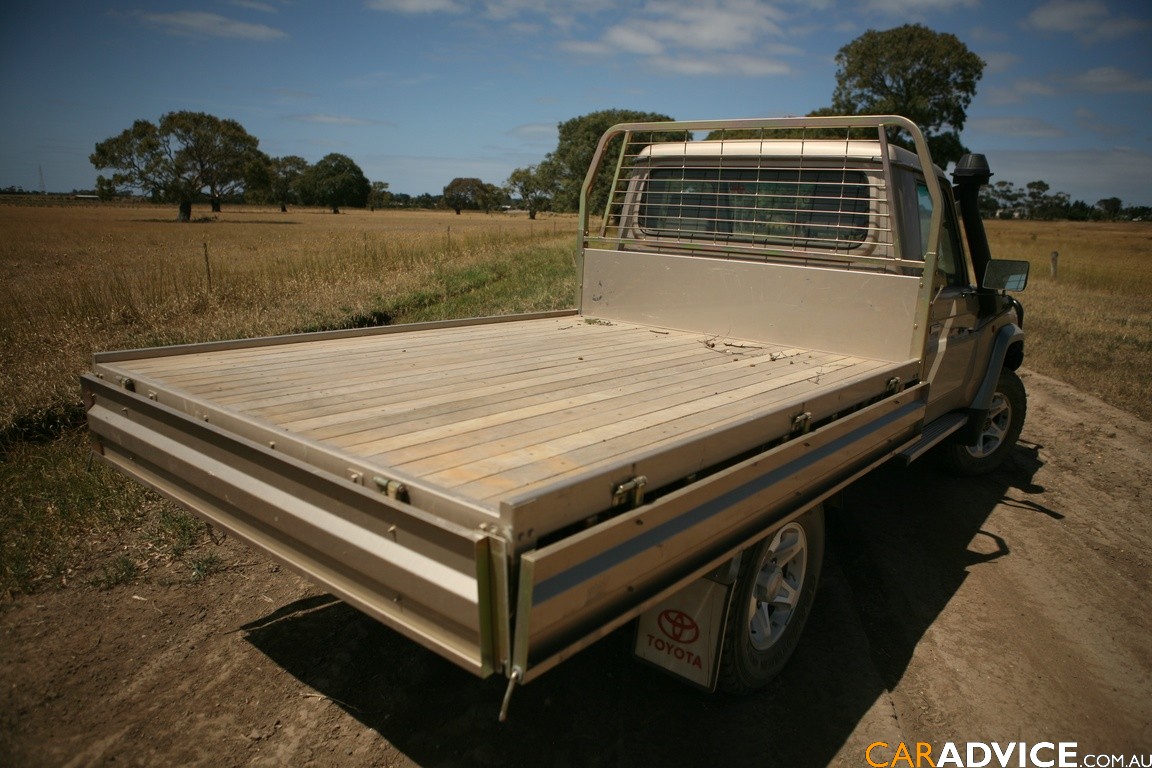 2008 toyota landcruiser gxl review #2