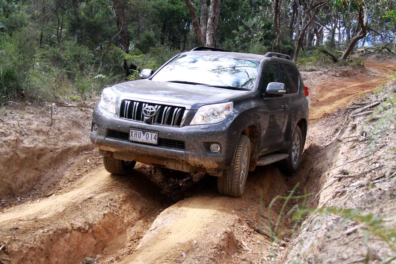 toyota prado off road #2