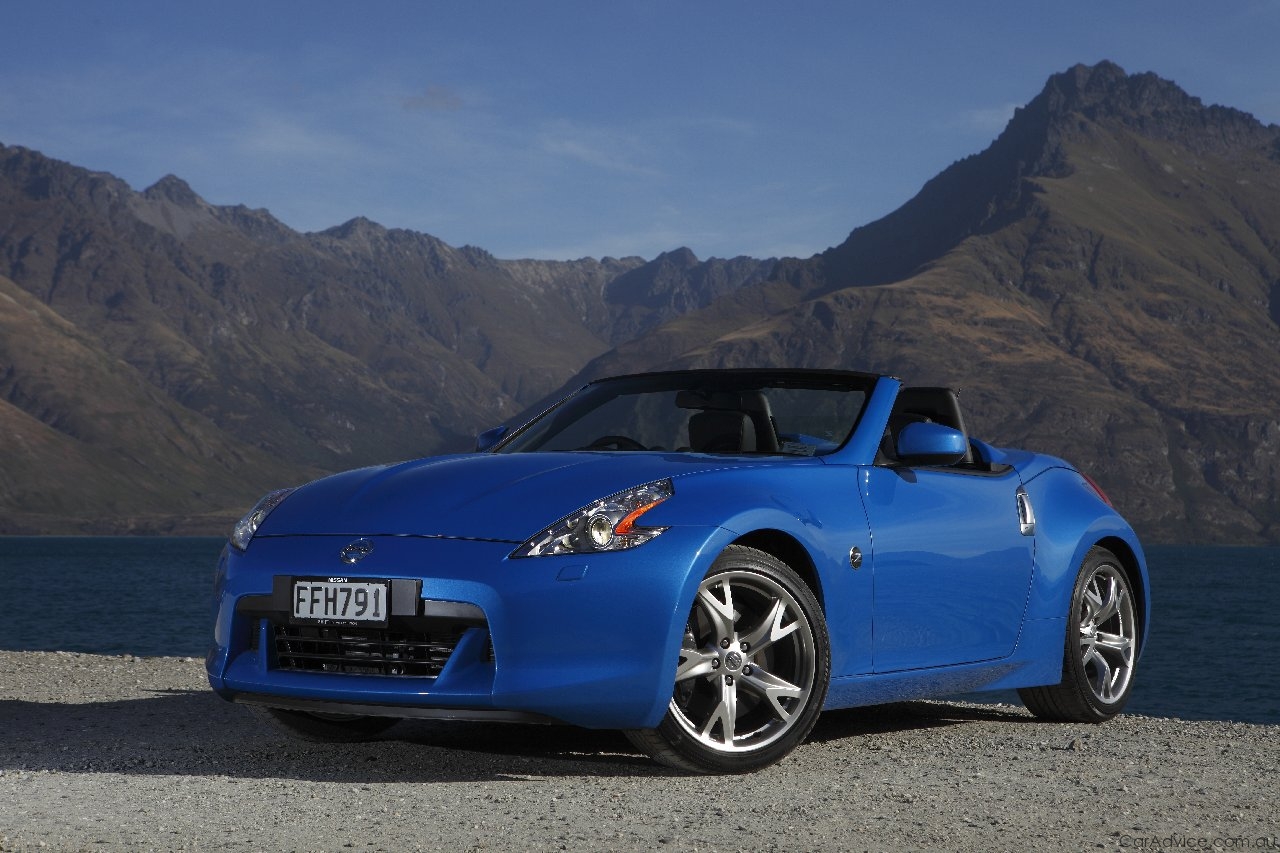 2010 Nissan z roadster review