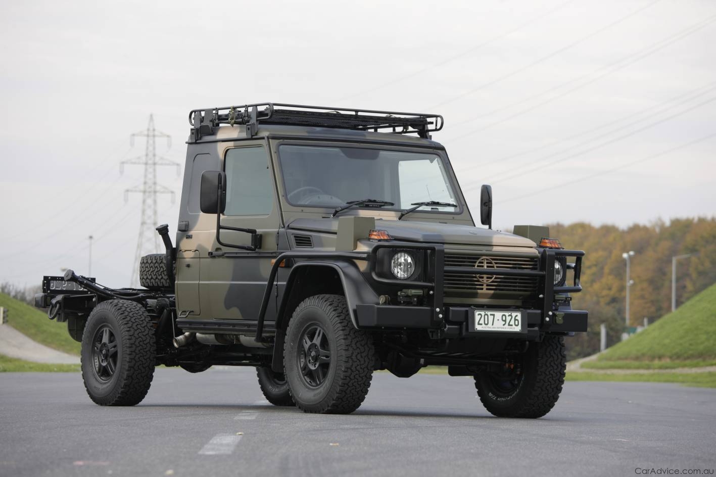 mercedes-benz-g-wagons-begin-australian-defence-force-delivery-photos