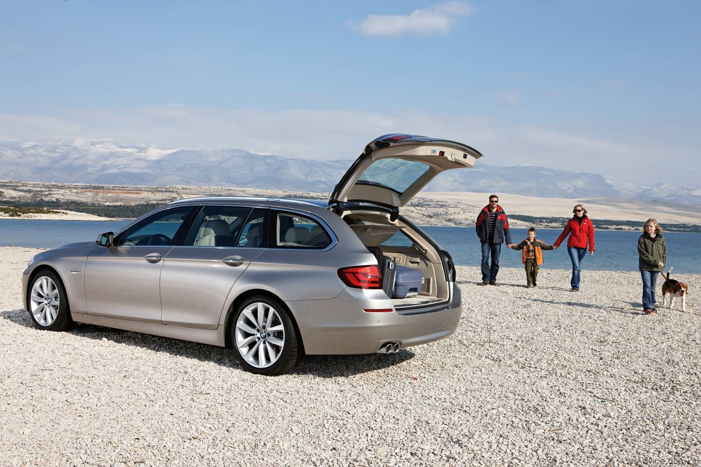 Bmw 5 series touring australia #2