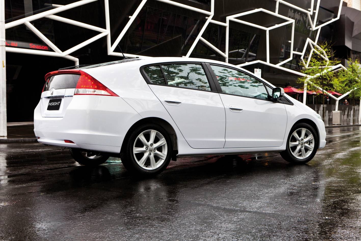 Compare toyota prius to honda insight #2