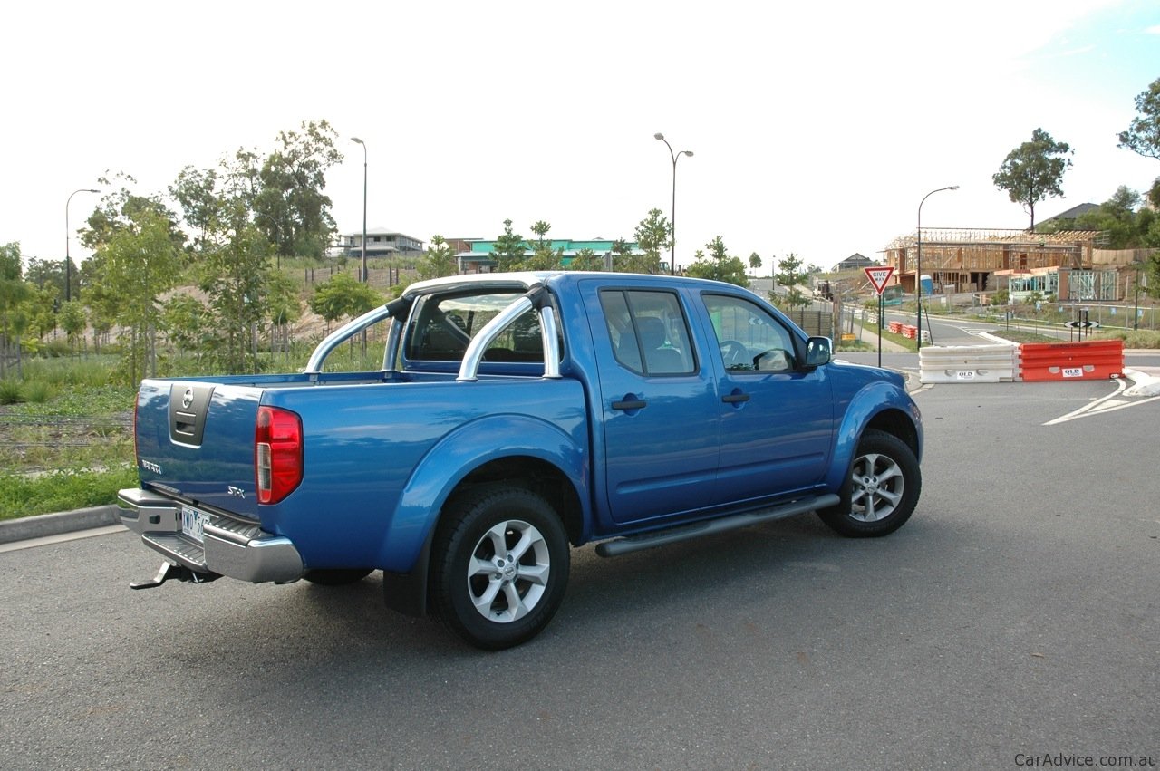 Nissan navara st-x #4