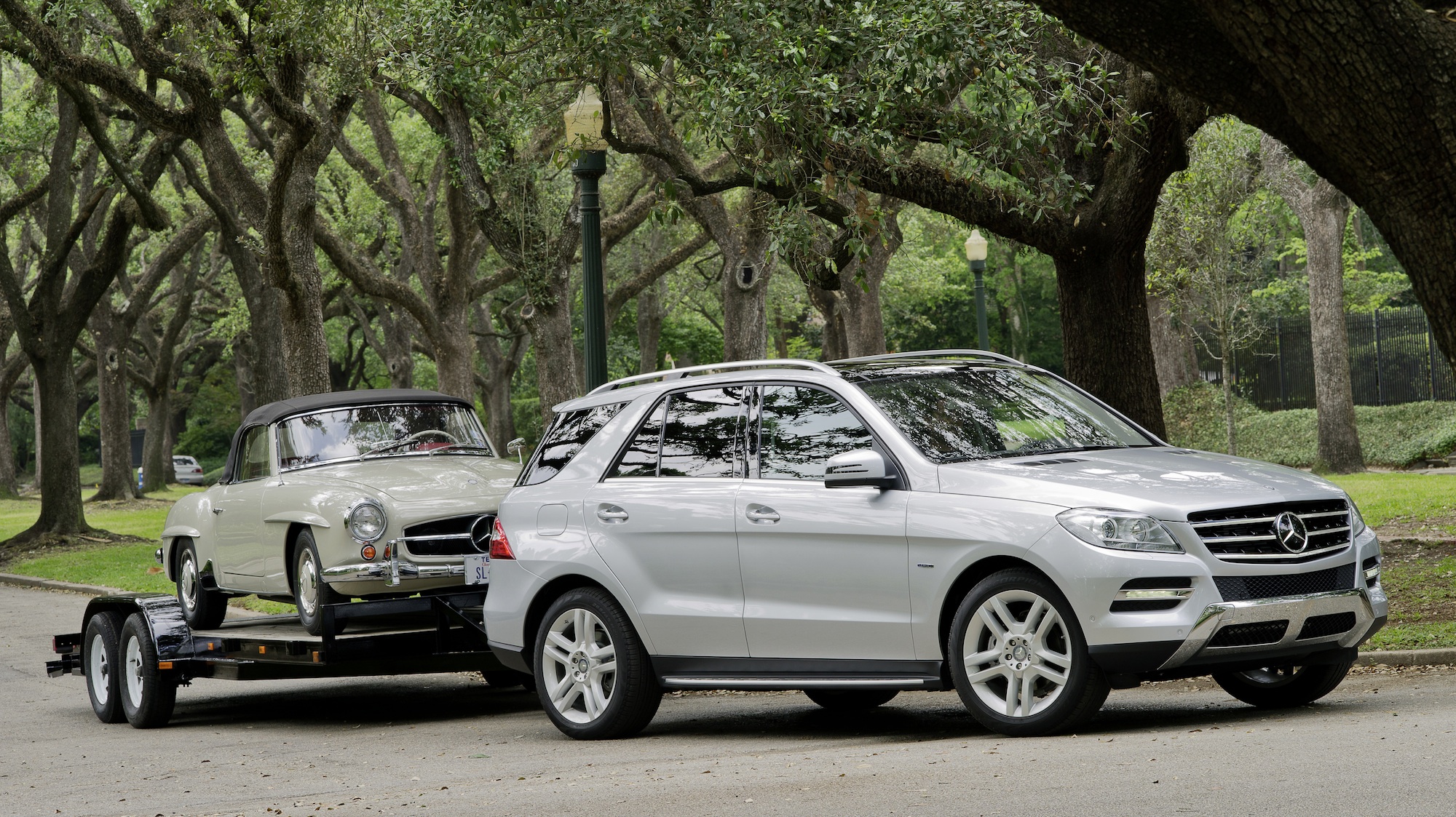 2012 MercedesBenz ML throws down gauntlet to Audi Q7 and