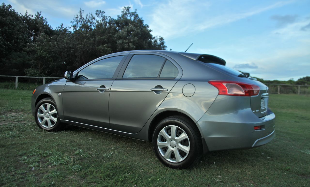 Mitsubishi Lancer ES Sportback Review CarAdvice