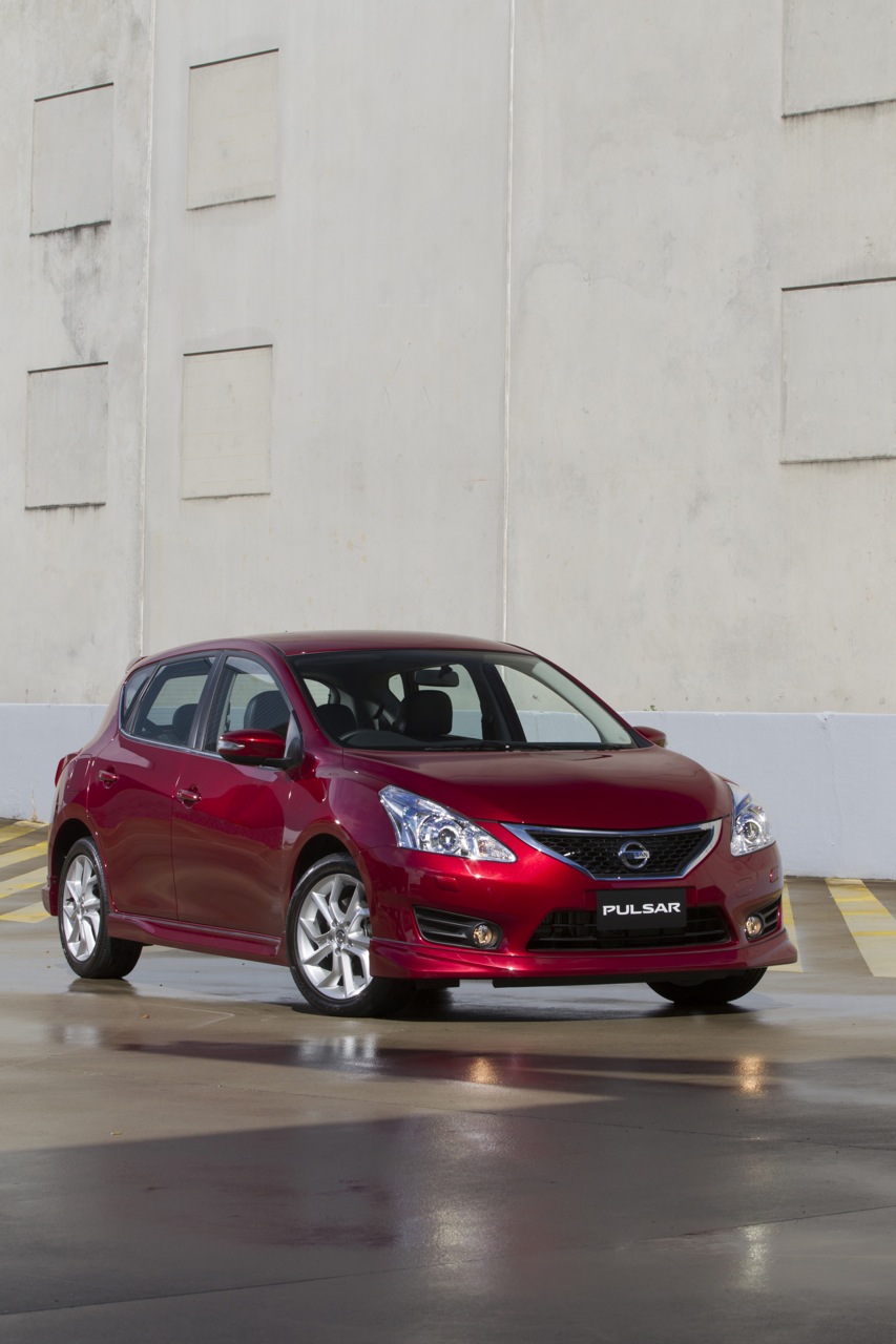 Nissan Pulsar SSS turbocharged hatch coming in 2013 Photos (1 of 26)