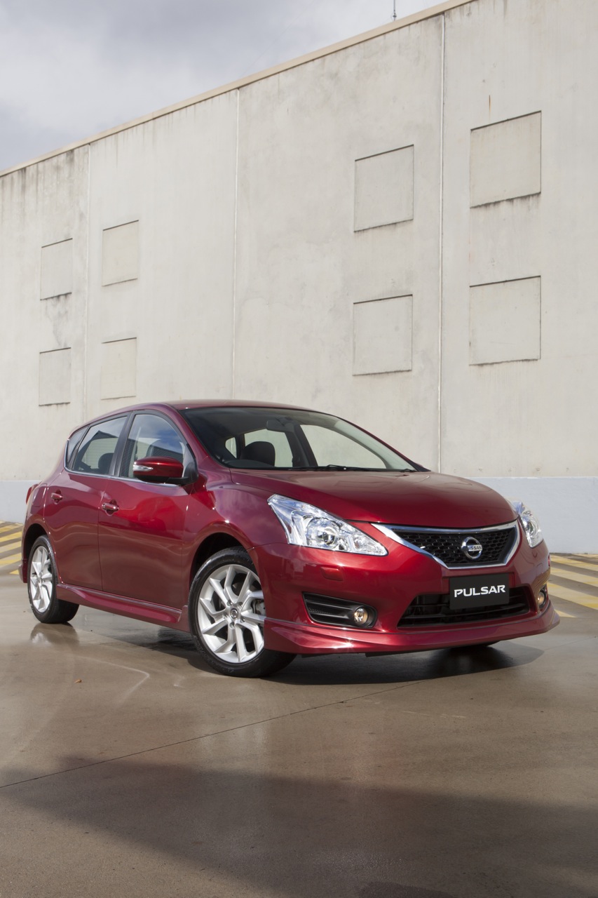 Nissan Pulsar SSS turbocharged hatch coming in 2013 Photos (1 of 26)