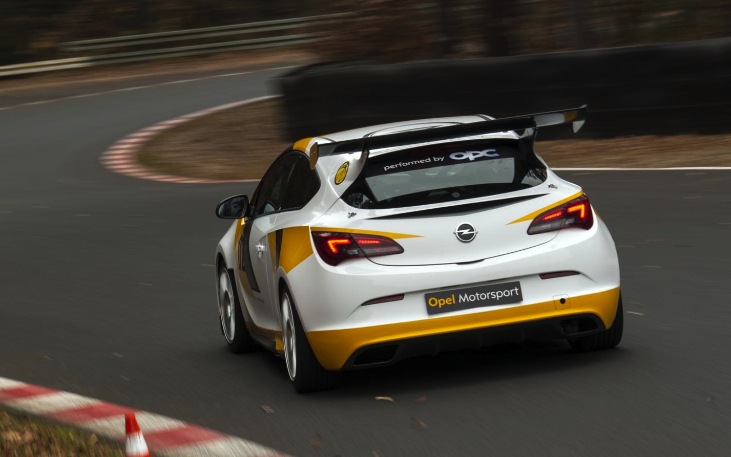 Opel Astra OPC to race, Adam to rally in 2013 - Photos (1 of 8)