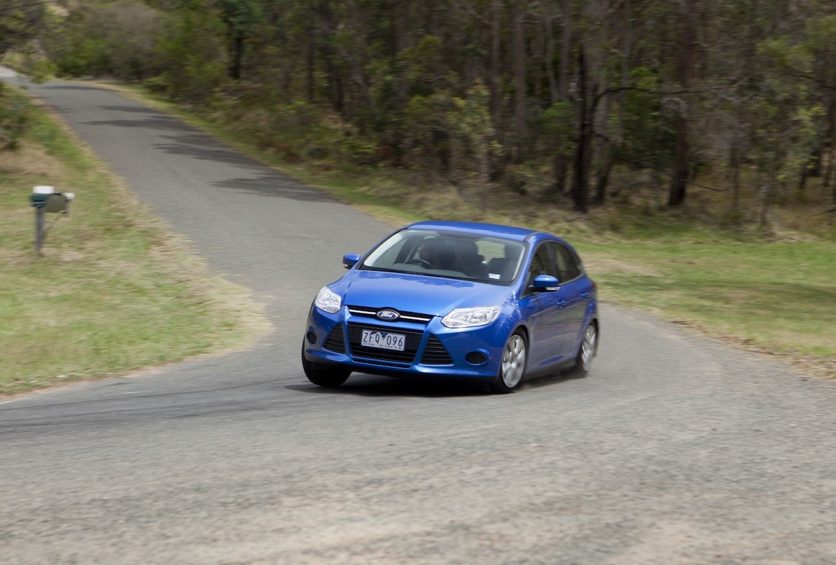 ford focus versus toyota corolla #6