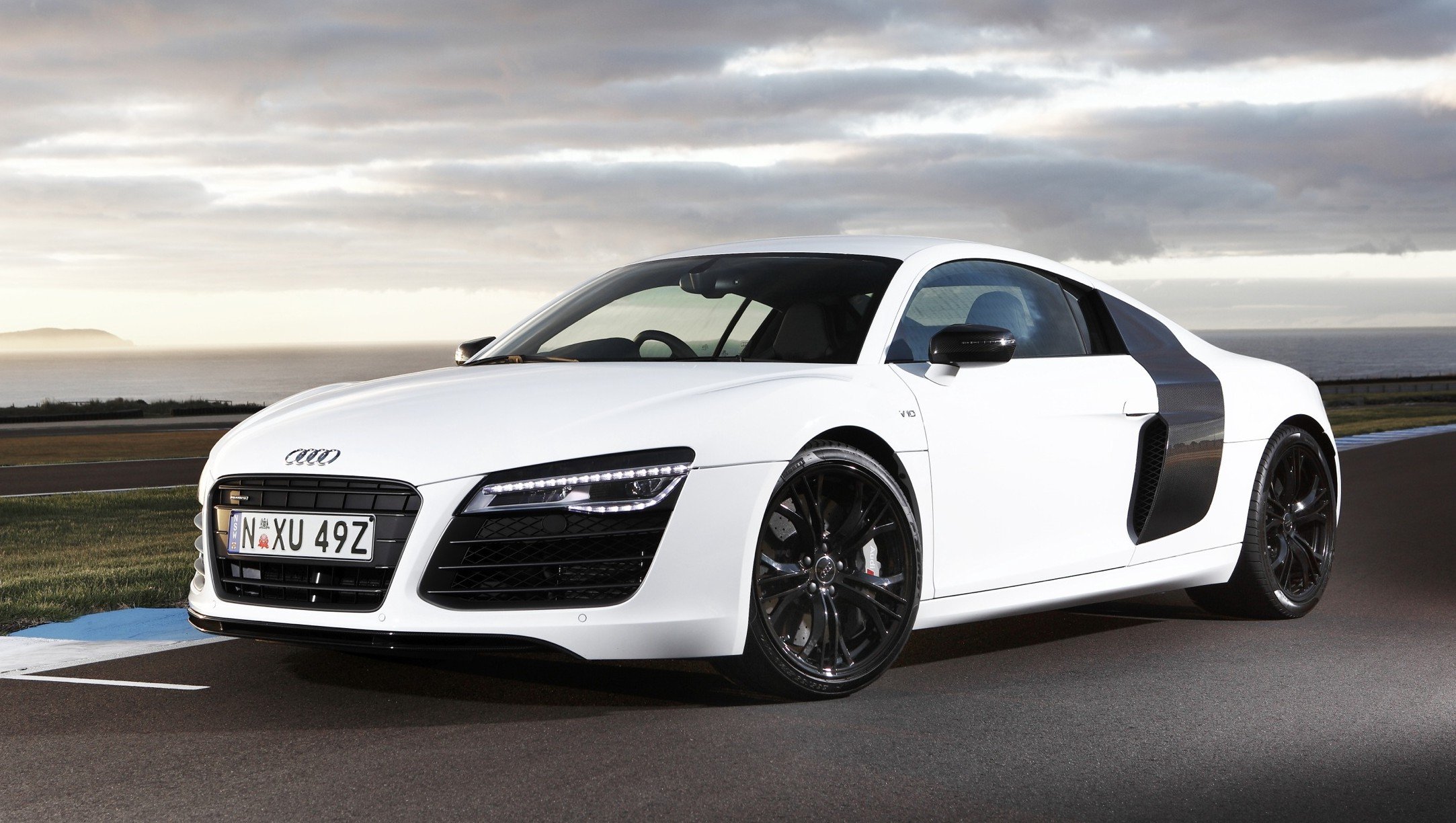 Audi R8 V10 plus: $408,200  Photos 1 of 4