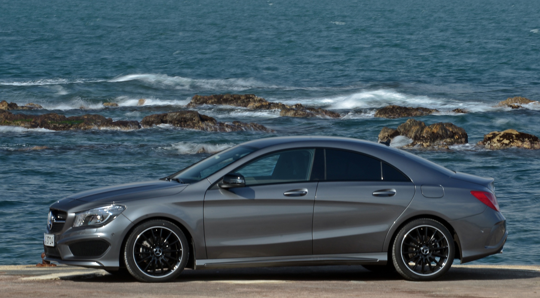 mercedes cla 
