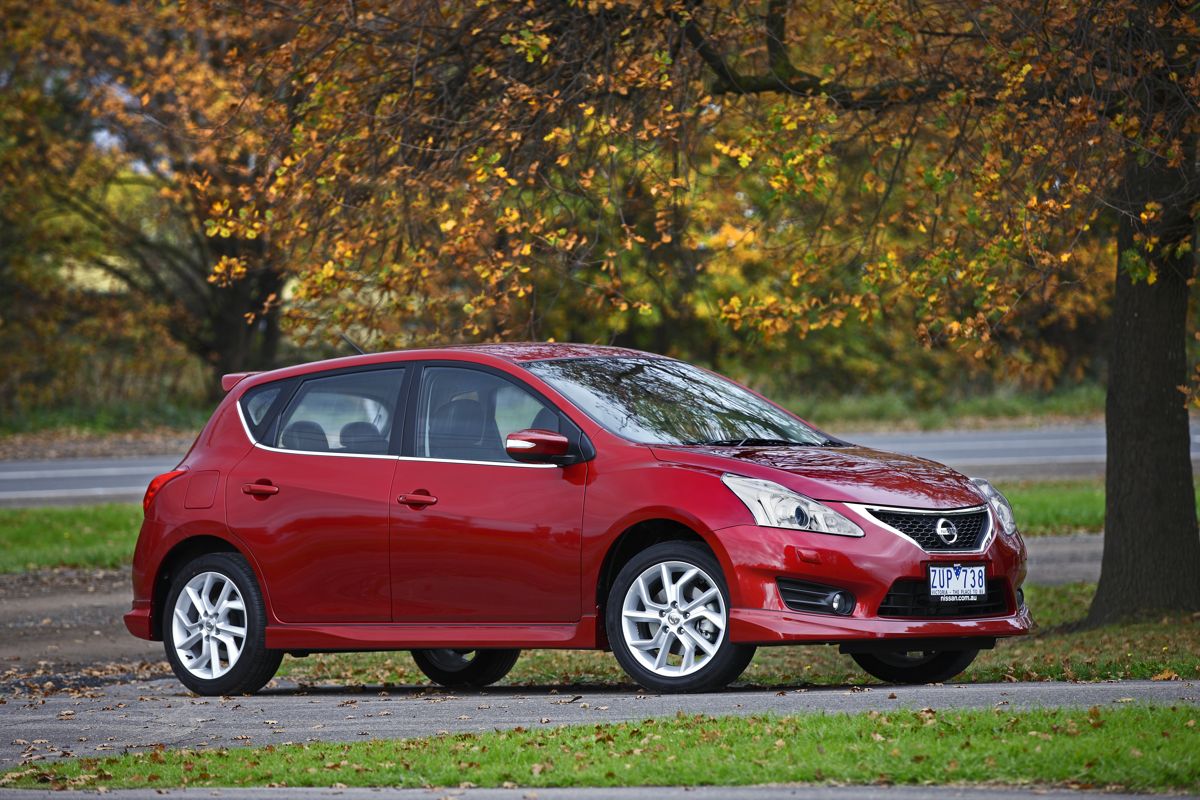 2013 Nissan pulsar sss review #3