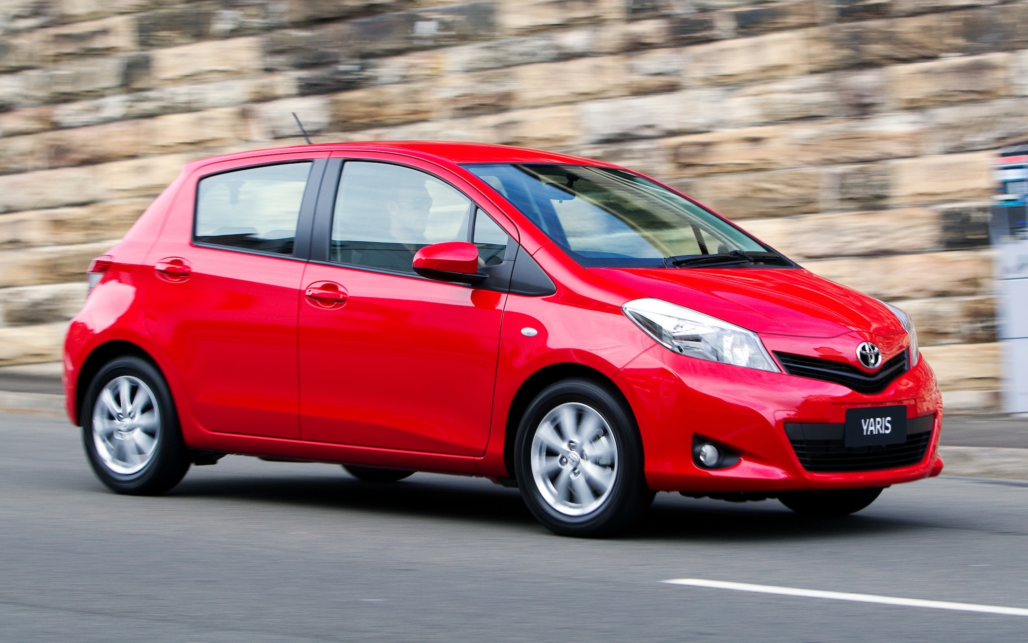 toyota yaris yr review #5