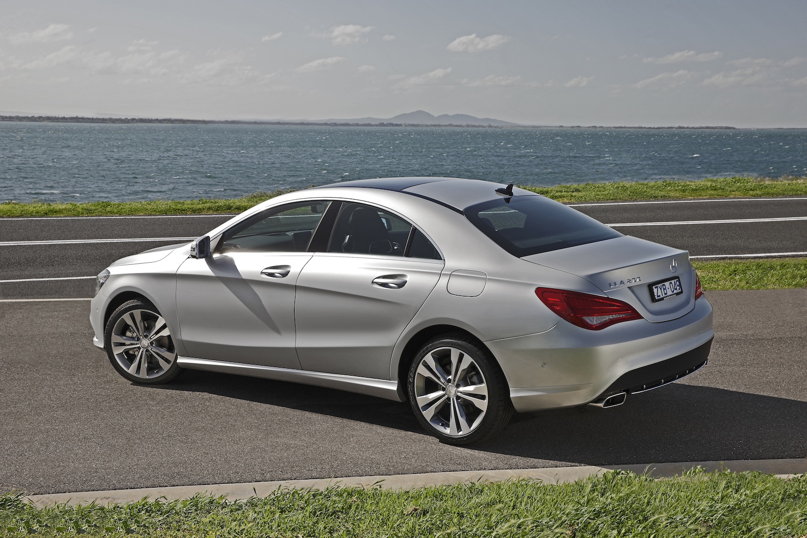 Мерседес CLS 200