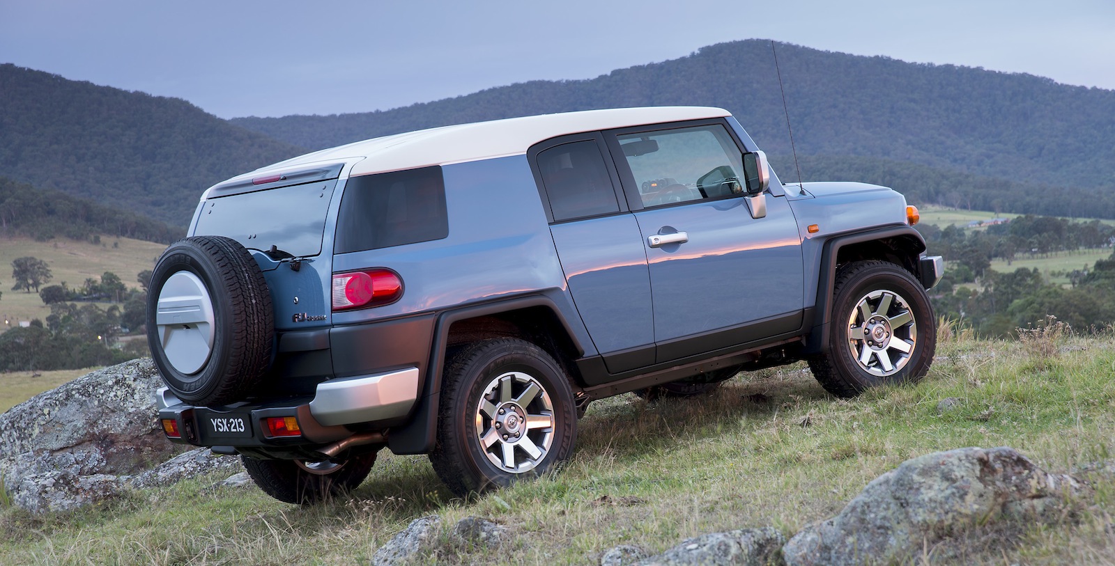 how much is a toyota fj cruiser #3