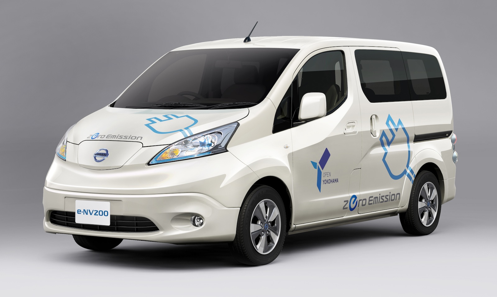 Nissan eNV200 electric van revealed Photos (1 of 1)