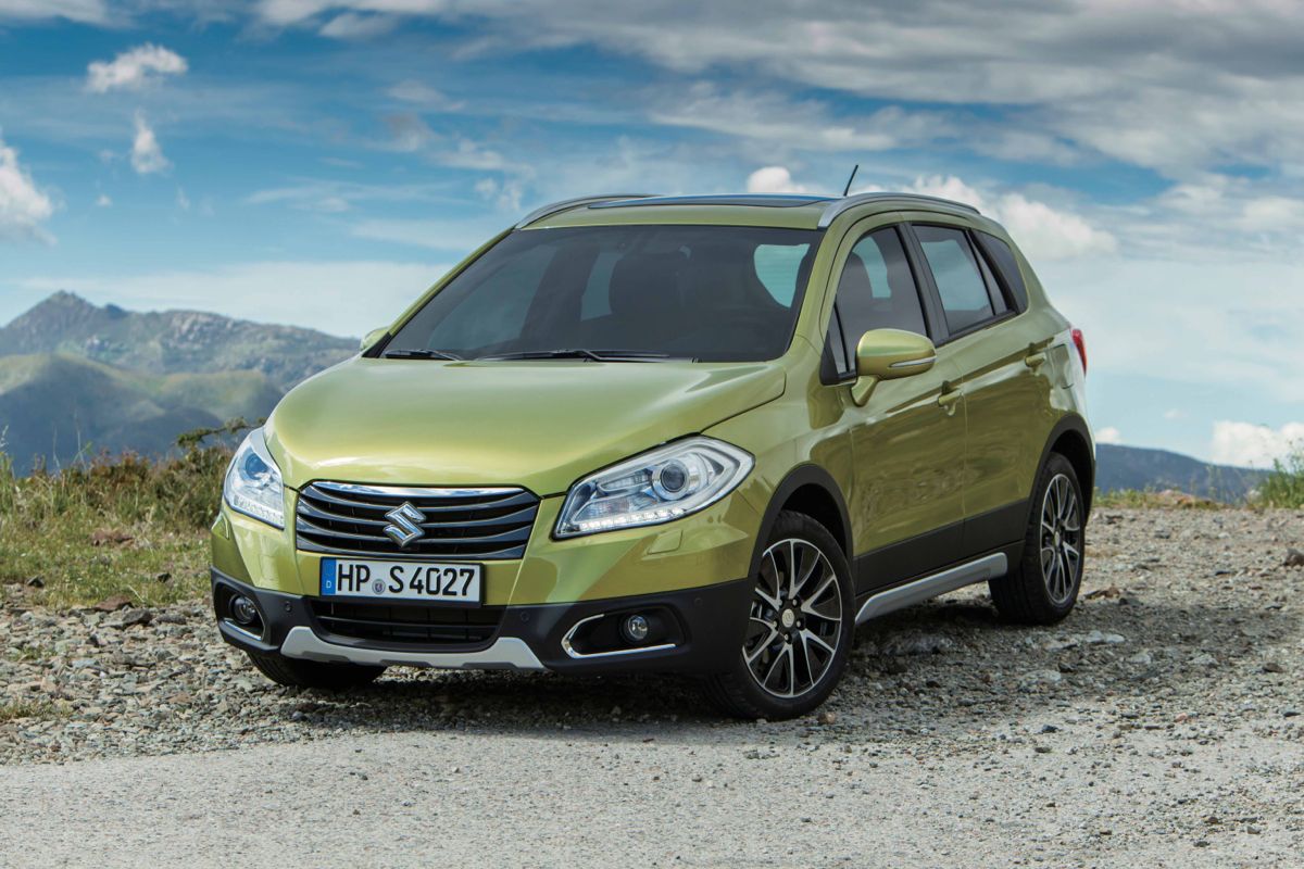 Suzuki SX4 SCross pricing and specifications Photos (1