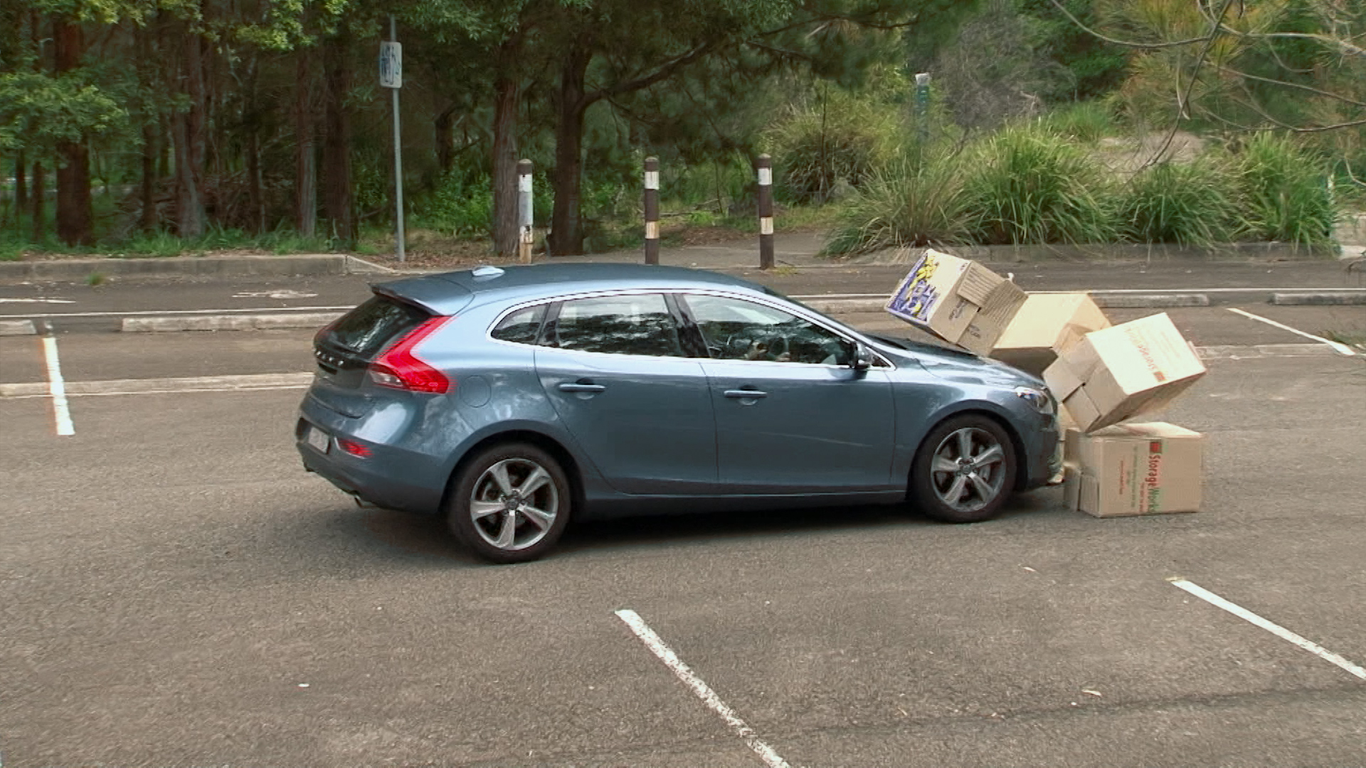 vulnerable volvo Areas of the fender extension that are more vulnerable, for example to dirt and stone chips, remain unpainted for practical reasons volvo license plate frames . vulnerable volvo Areas of the fender extension that are more vulnerable, for example to dirt and stone chips, remain unpainted for practical reasons volvo license plate frames .