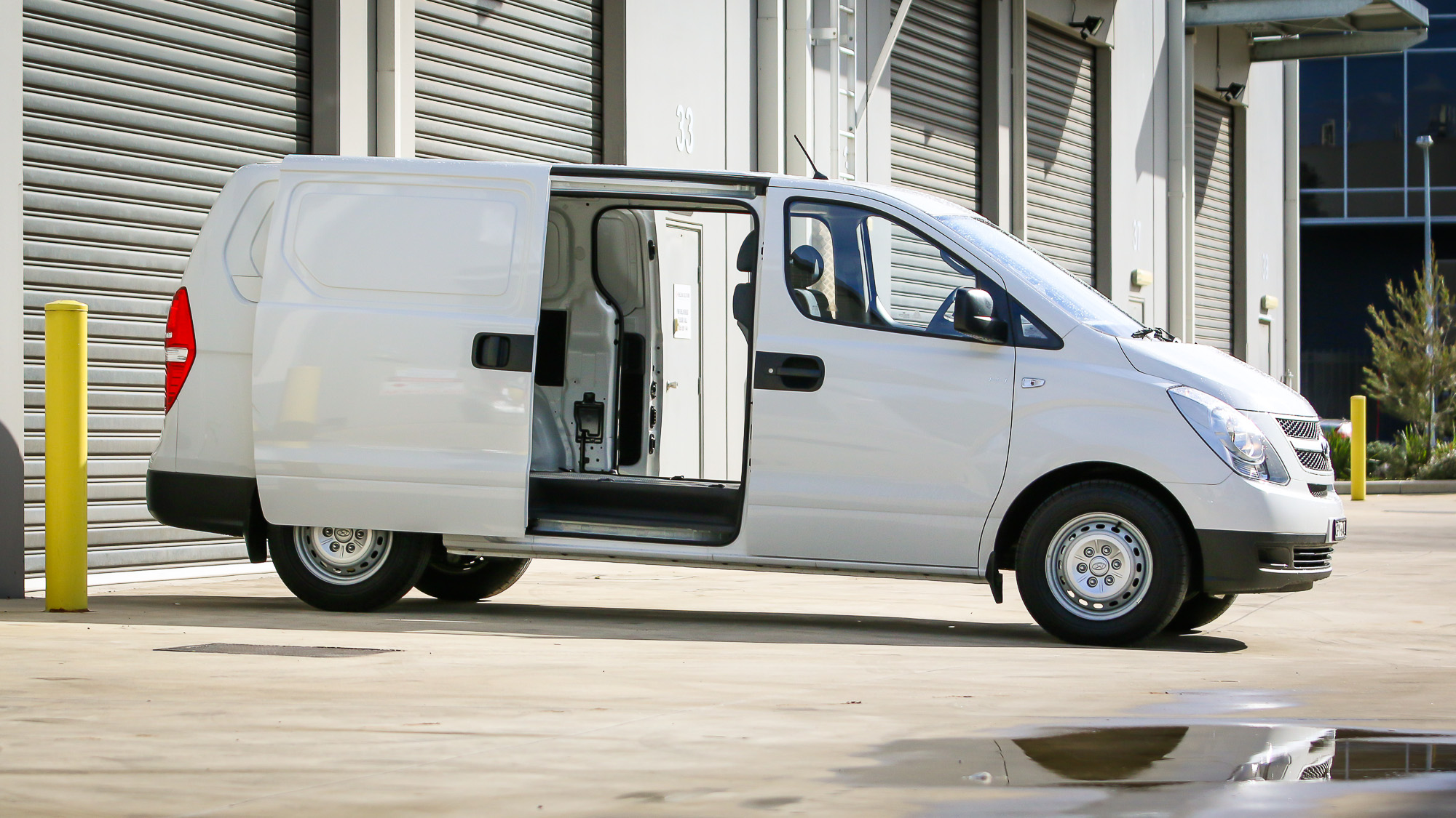 Toyota Proace Vs Renault Trafic