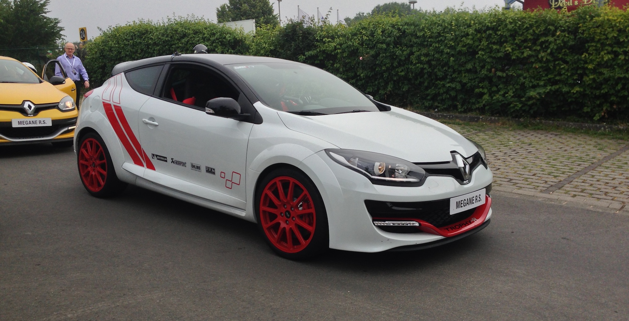 renault megane rs275 trophy r nurburgring passenger renault megane rs275 trophy r nurburgring passenger